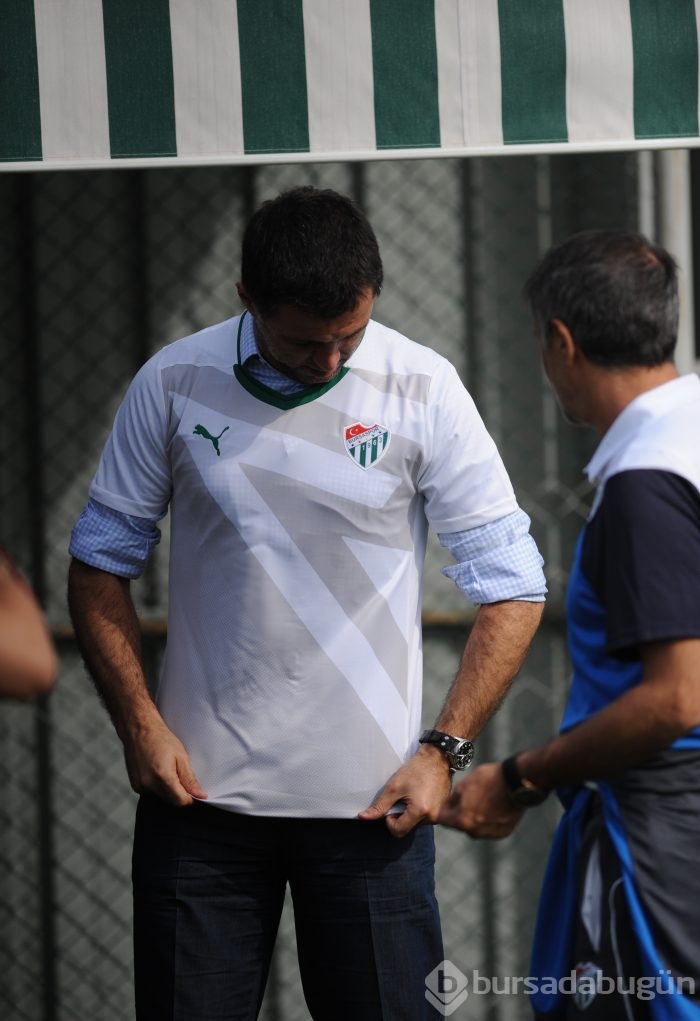Hakan Şükür'den Ozan Tufan'a özel ilgi!