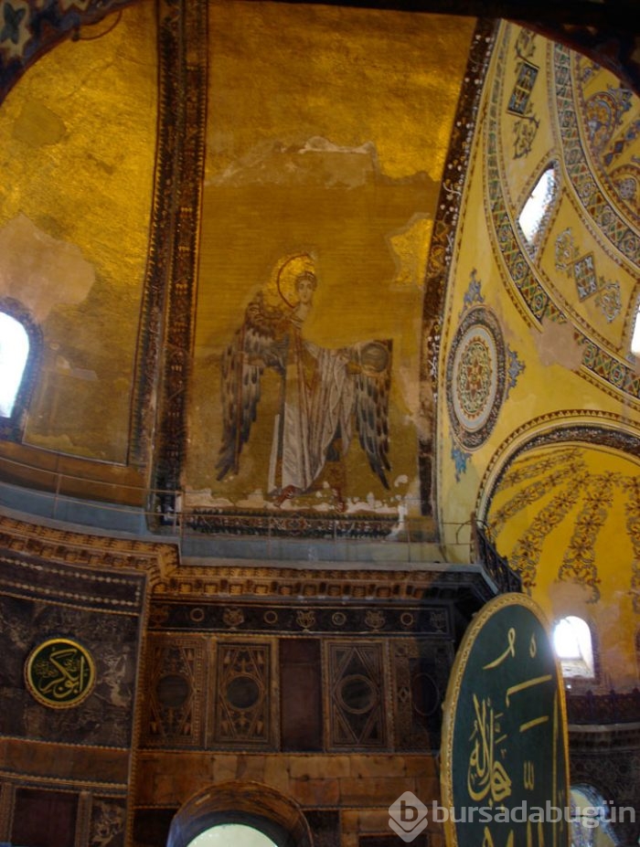 Ayasofya'nın sırları bakın nelermiş...
