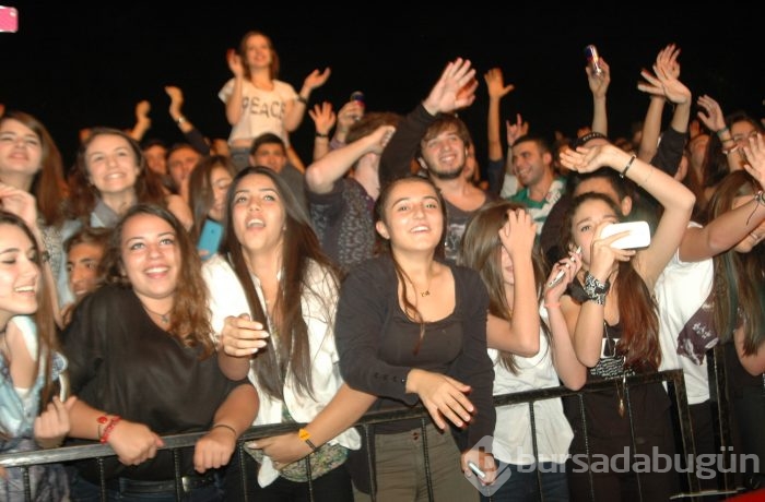 Bursa Duman ile coştu...