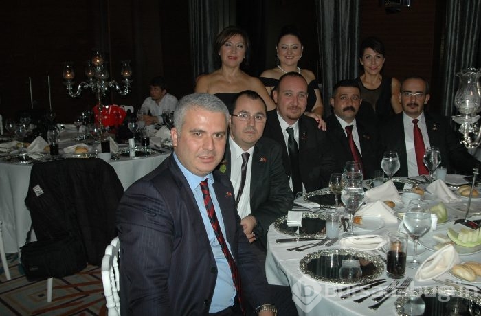 Lions'lar Cumhuriyetin 91. Yılını coşku içinde kutladı...