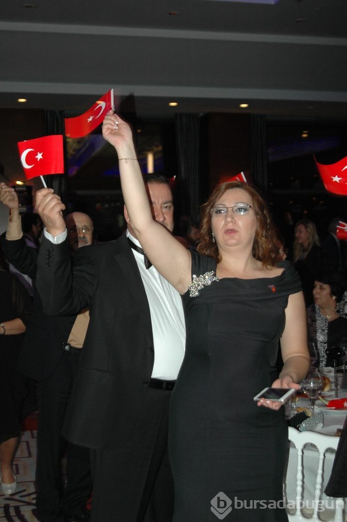 Lions'lar Cumhuriyetin 91. Yılını coşku içinde kutladı...
