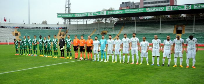Timsah kendini sıkmadan turladı!
