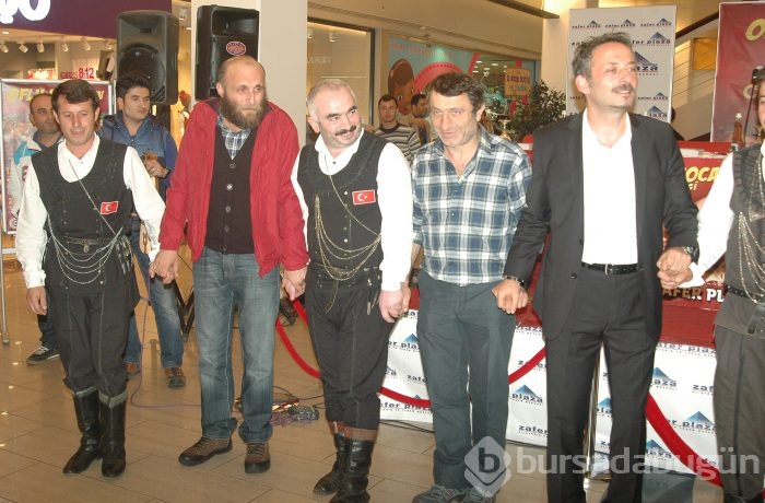 Oflu Hoca'ya kemençeli gala...