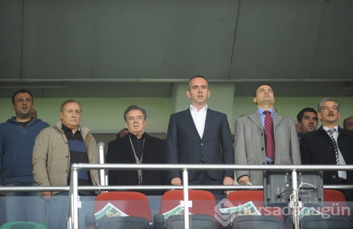 Timsah Sivas'a da acımadı!