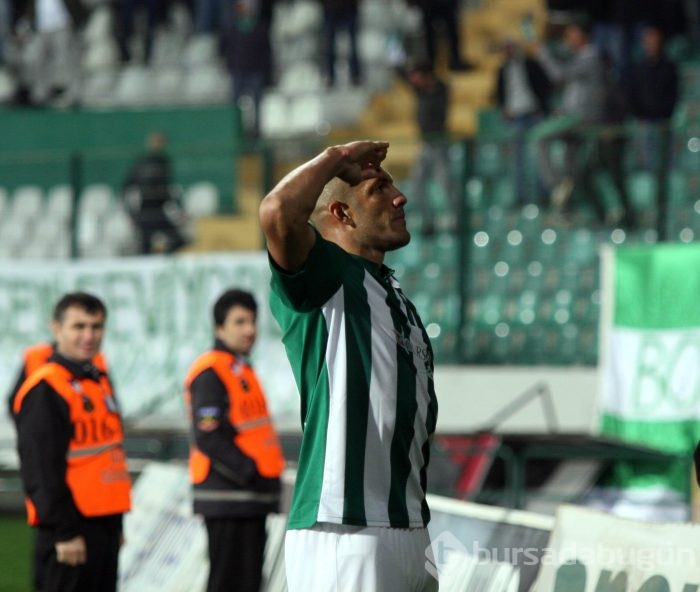 Timsah Sivas'a da acımadı!