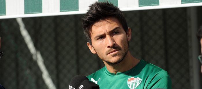 "Oynadığımız futbolla zirve adayı olduğumuzu gösterdik"