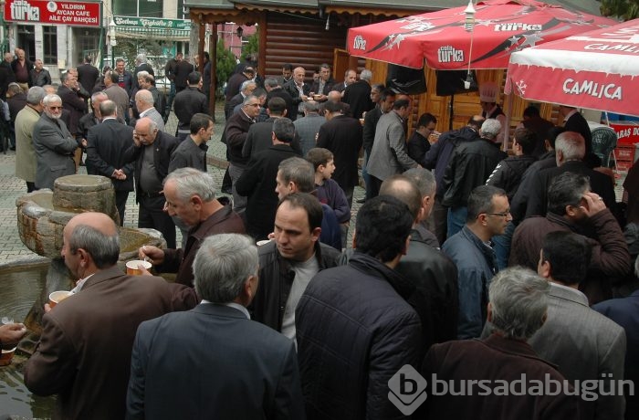 Aşure şenliği'nde bir araya geldiler...