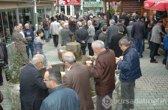 Aşure şenliği'nde bir araya geldiler...