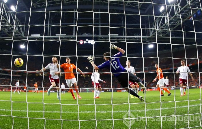 Hollanda gol oldu yağdı:6-0