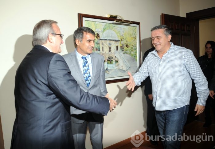 Şenol Güneş'ten Vali Karaloğlu'na ziyaret