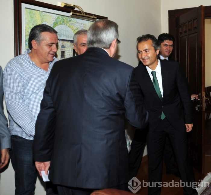 Şenol Güneş'ten Vali Karaloğlu'na ziyaret