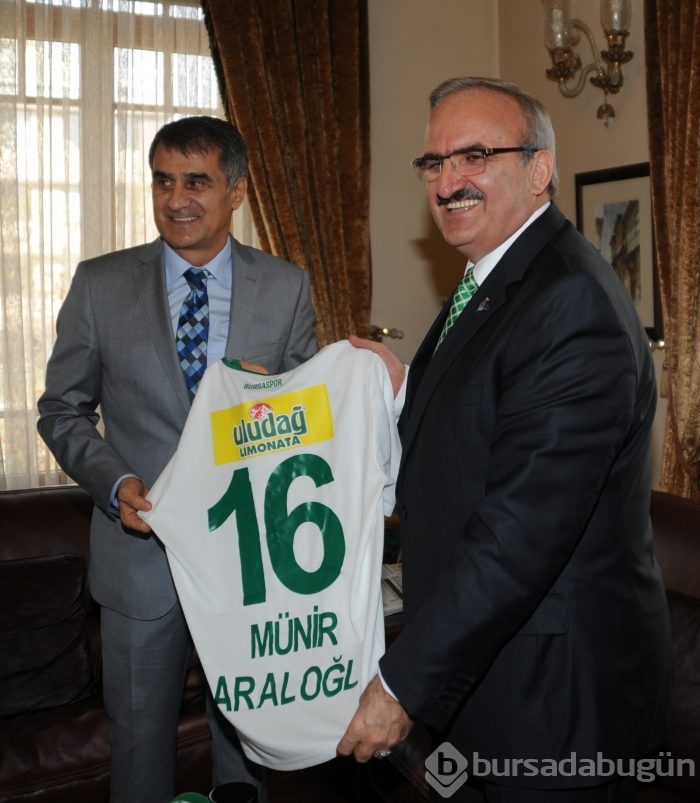 Şenol Güneş'ten Vali Karaloğlu'na ziyaret