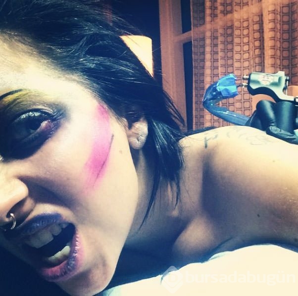 Lady Gaga'dan yeni dövme
