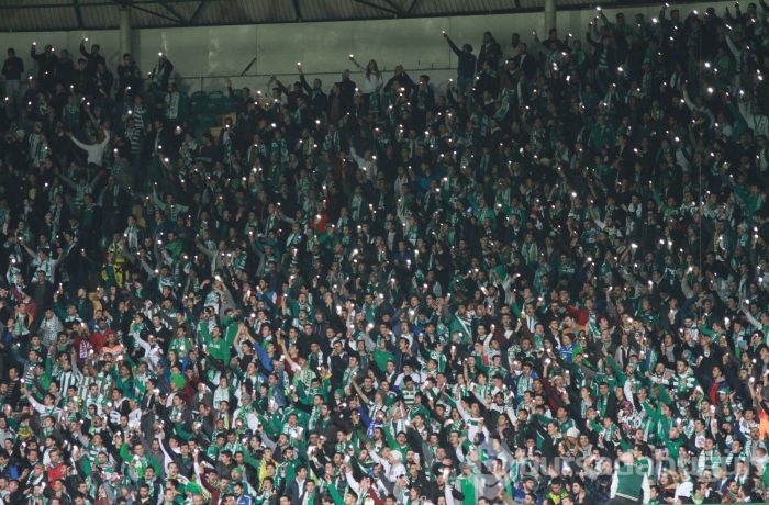 Bursaspor taraftarlarından muhteşem destek!