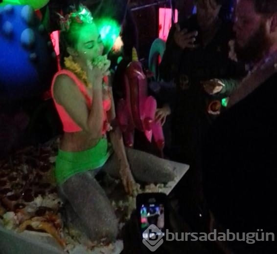 Miley Cyrus'ın çılgın doğum günü!