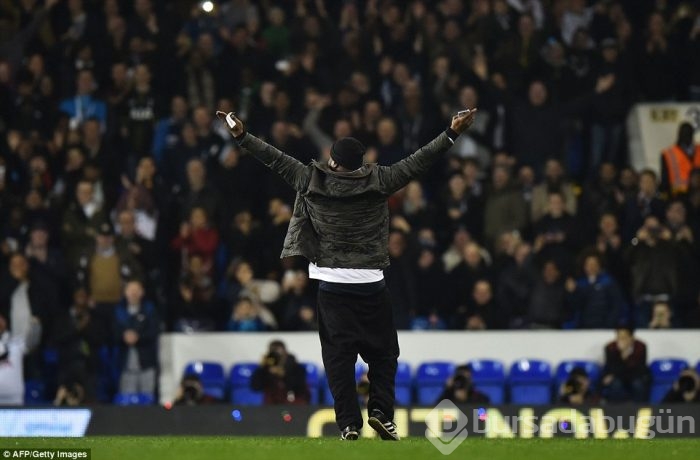 Tottenham maçında ortalık karıştı!