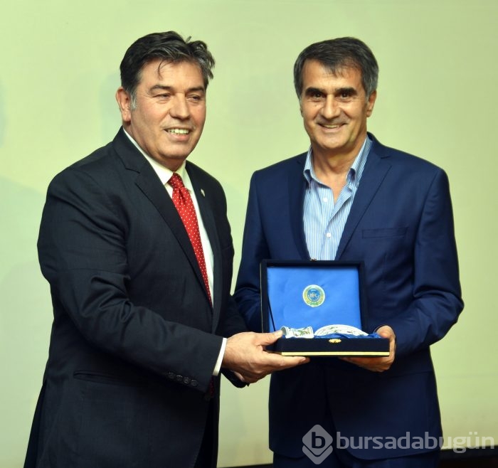 Bursaspor camiası FAN Club yemeğinde buluştu