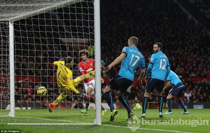 Manchester United 4'te 4 yaptı!