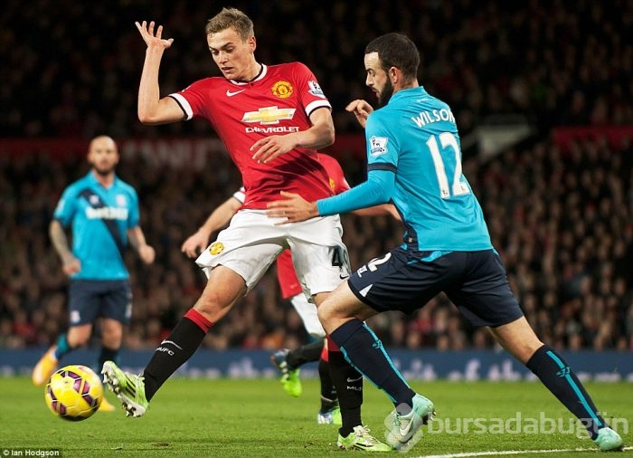Manchester United 4'te 4 yaptı!