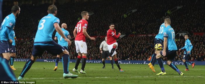 Manchester United 4'te 4 yaptı!