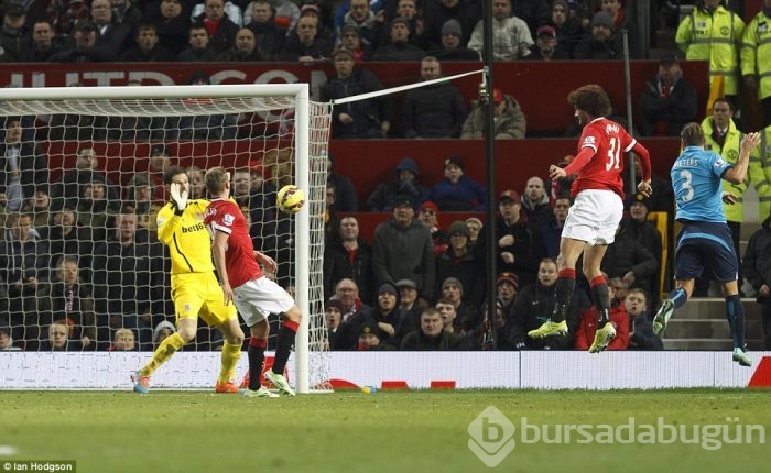 Manchester United 4'te 4 yaptı!