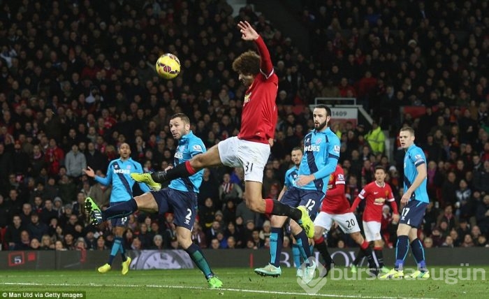 Manchester United 4'te 4 yaptı!