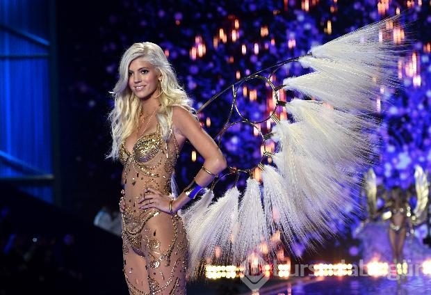 Victoria's Secret kızları büyüledi