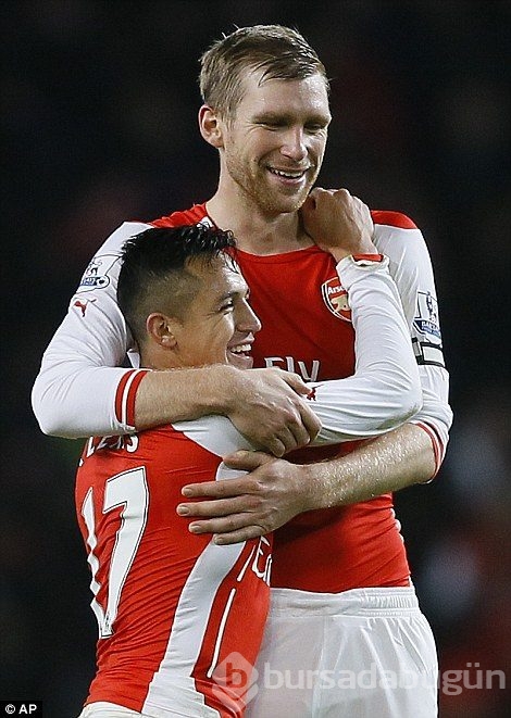 Alexis Sanchez Arsenal'ı sırtladı!