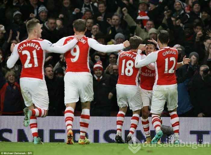 Alexis Sanchez Arsenal'ı sırtladı!