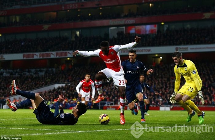 Alexis Sanchez Arsenal'ı sırtladı!