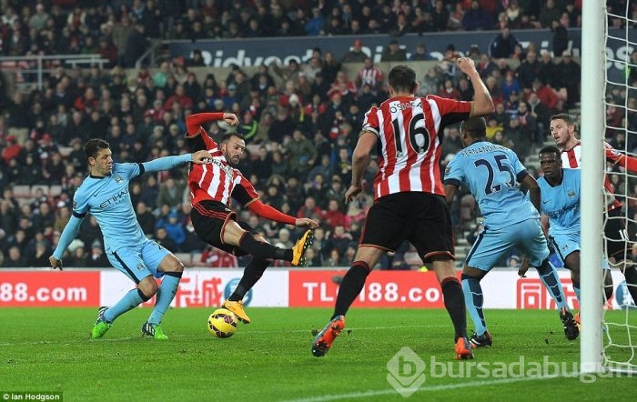 Sergio Agüero'dan muhteşem performans