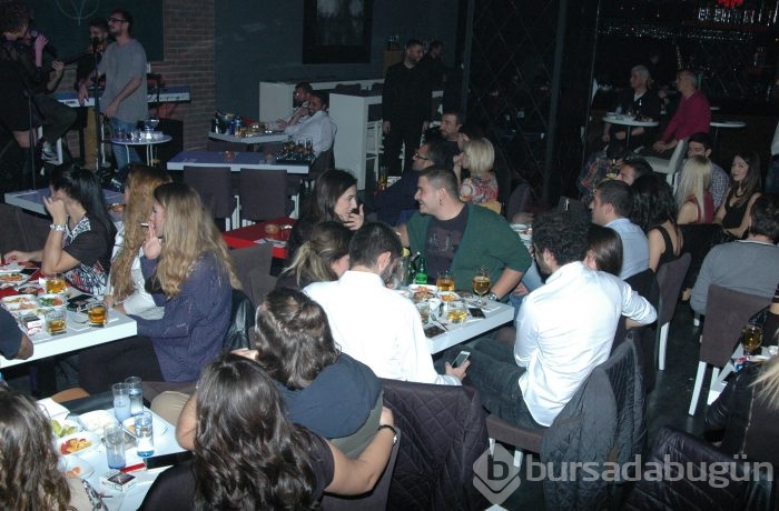 Bursa geceleri bu hafta sonunda da hızını kesmedi...