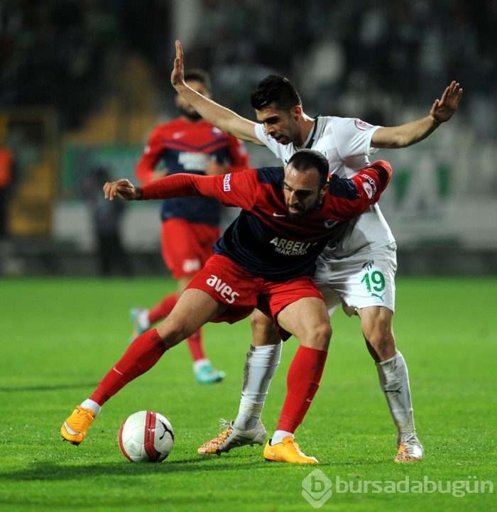 Timsah Kupa'da tekledi!