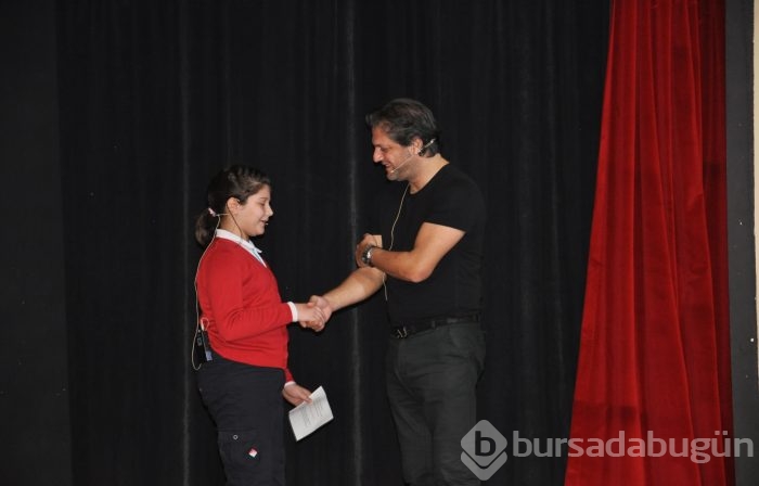 Sanatçı Ragıp Savaş Modern Okulda...