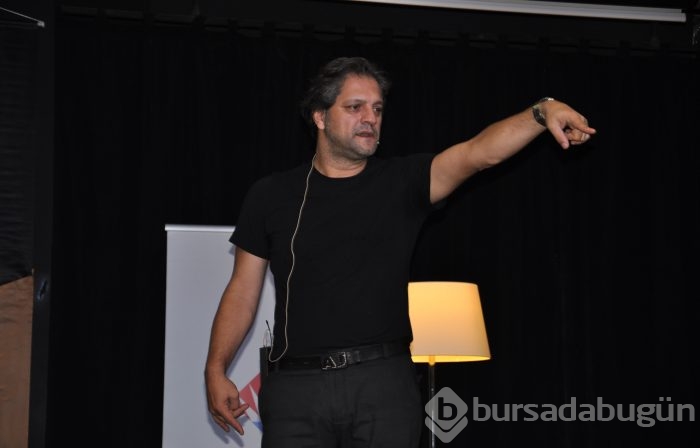 Sanatçı Ragıp Savaş Modern Okulda...