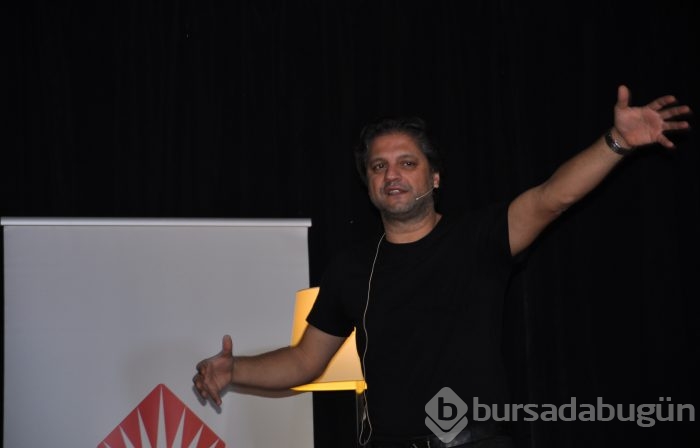 Sanatçı Ragıp Savaş Modern Okulda...