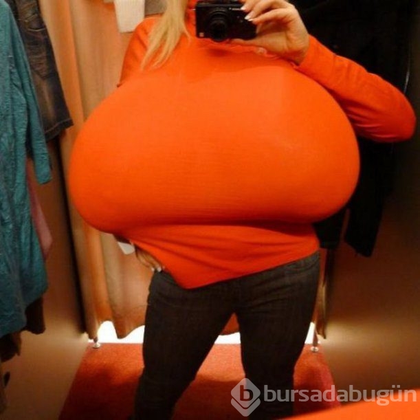 Göğüsleri tam 50 kilo!
