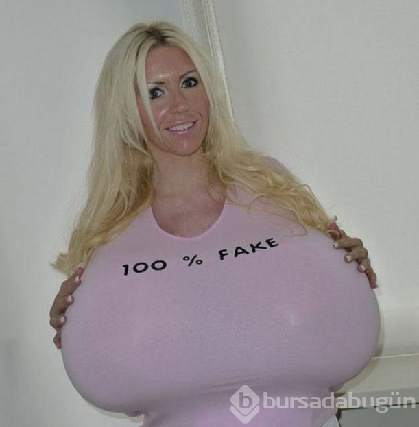 Göğüsleri tam 50 kilo!