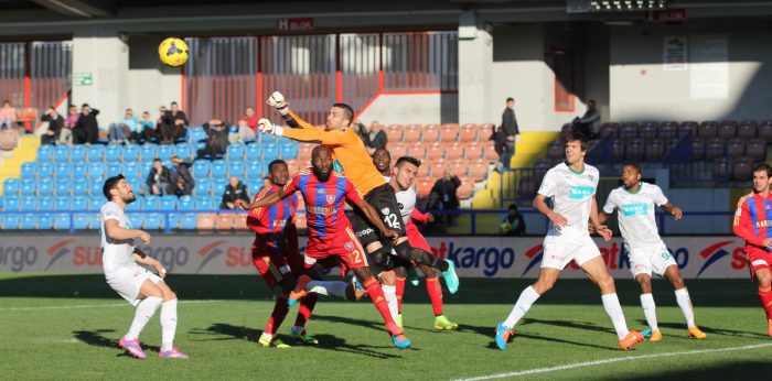 Timsah Karabük'te 90+2'de yıkıldı!