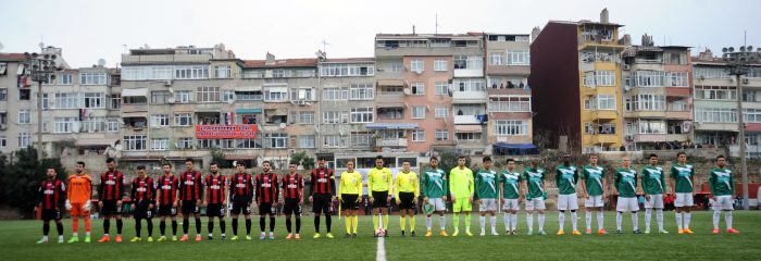 Timsah Gümrük'te takıldı!