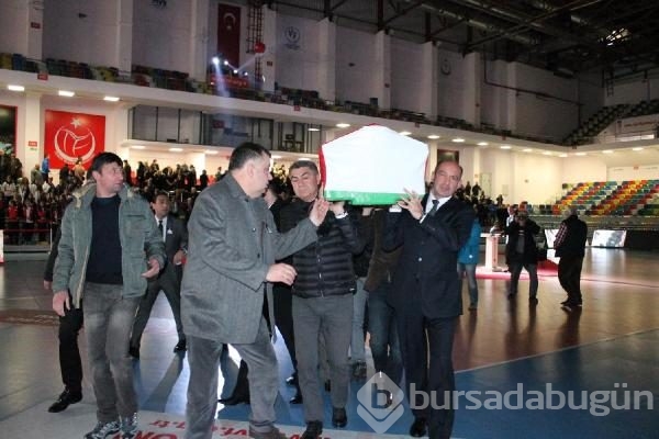 Cengiz Göllü son yolculuğuna uğurlandı