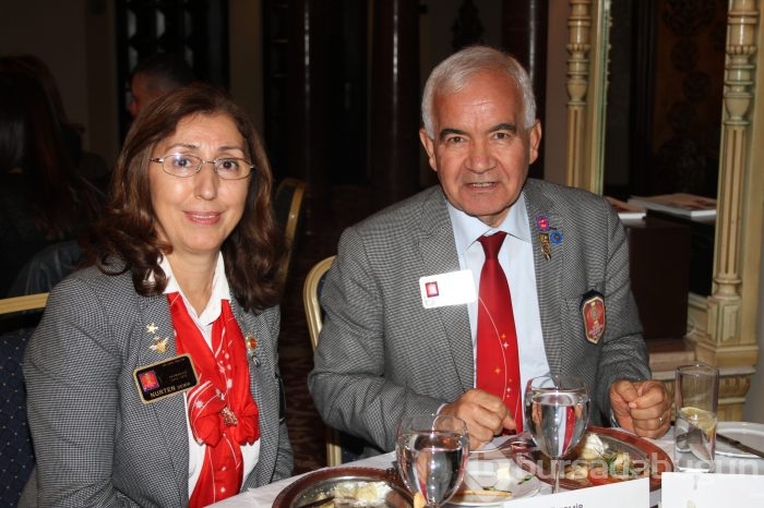 Yeşil Rotary Kulübü meslek hizmet ödüllerini verdi...