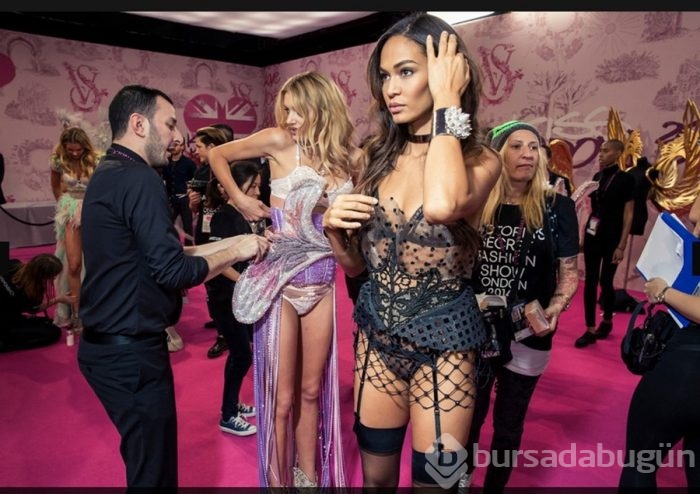 Victoria's Secret'ın kamera arkası