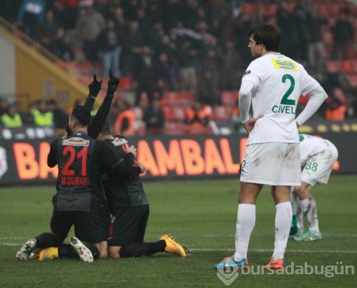 Timsah'ı ne UEFA ne de Göçek durdurabildi!