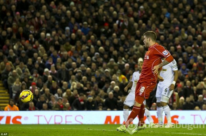 Liverpool Swansea'ye acımadı!