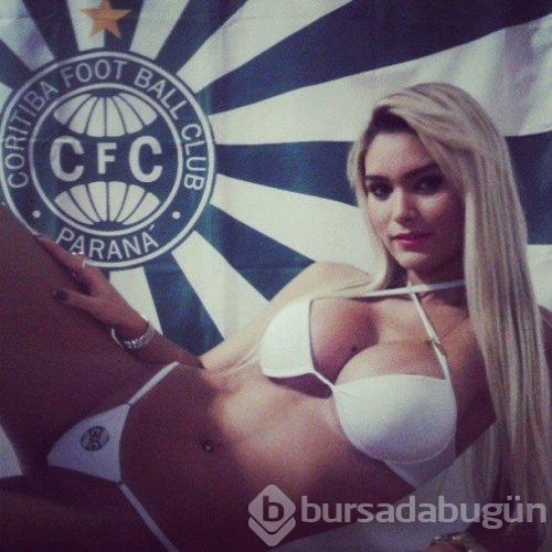 Jackeline dos Santos'dan seksi pozlar...