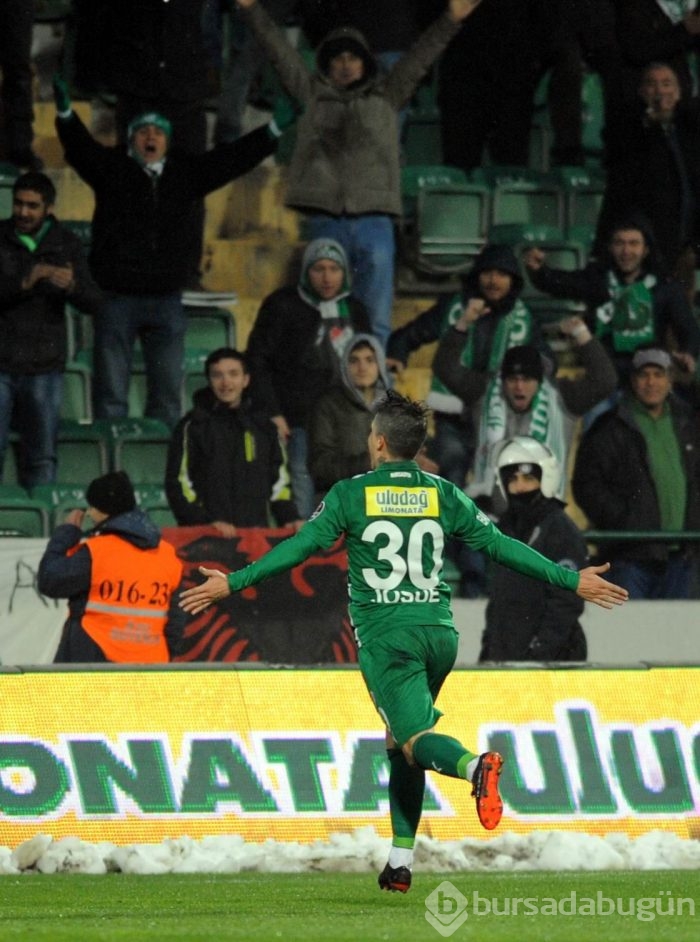 Bursaspor'u yabancıları taşıdı!