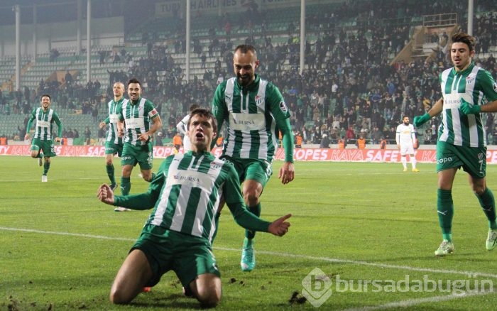 Bursaspor'u yabancıları taşıdı!