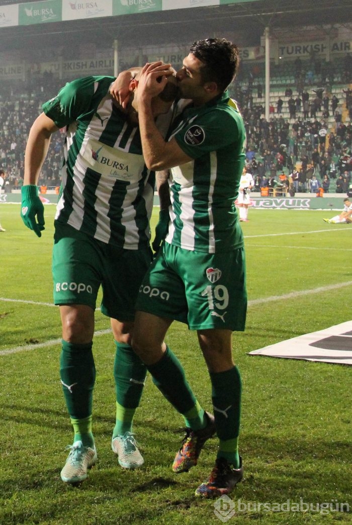 Bursaspor'u yabancıları taşıdı!