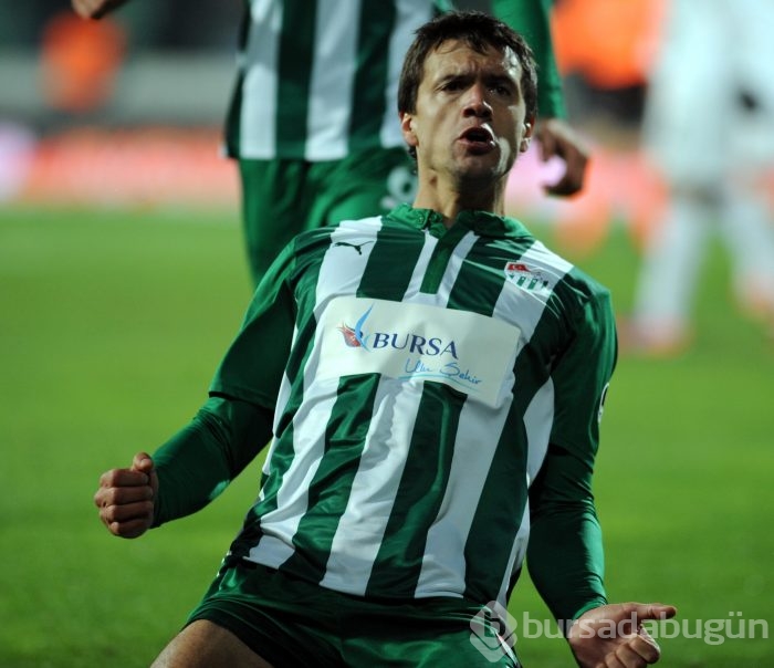 Bursaspor'u yabancıları taşıdı!